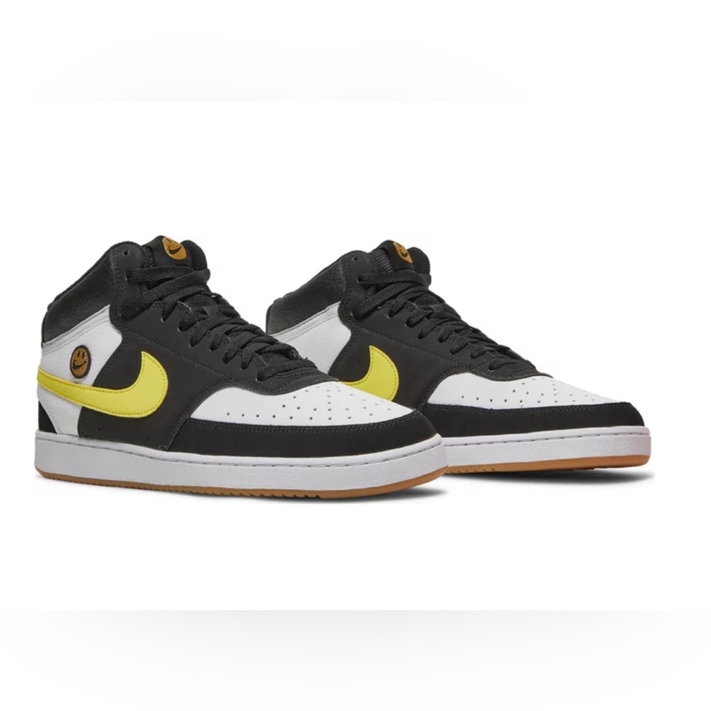 Men’s Nike “Go the extra smile”
